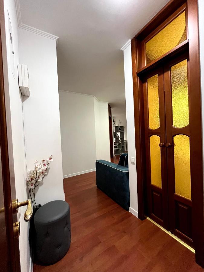 Апартаменты Центр Крещатик Kiev Exterior foto